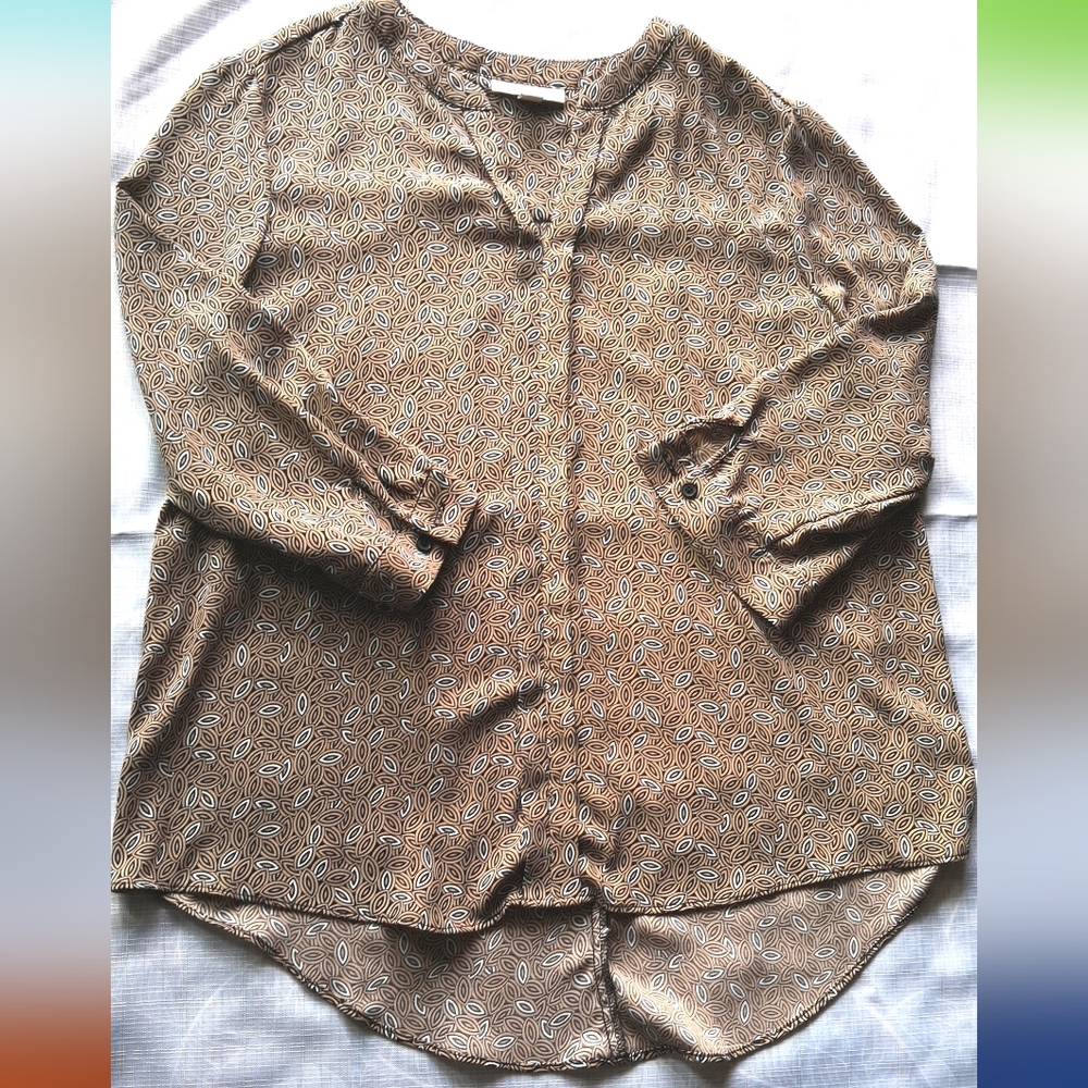 Dana Buchman Office Blouse Shirt with Tan Black White Accents - Picture 6 of 6